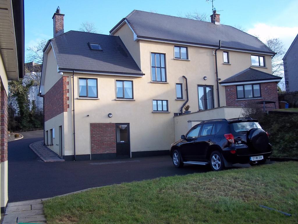 Grove 3* Monaghan
